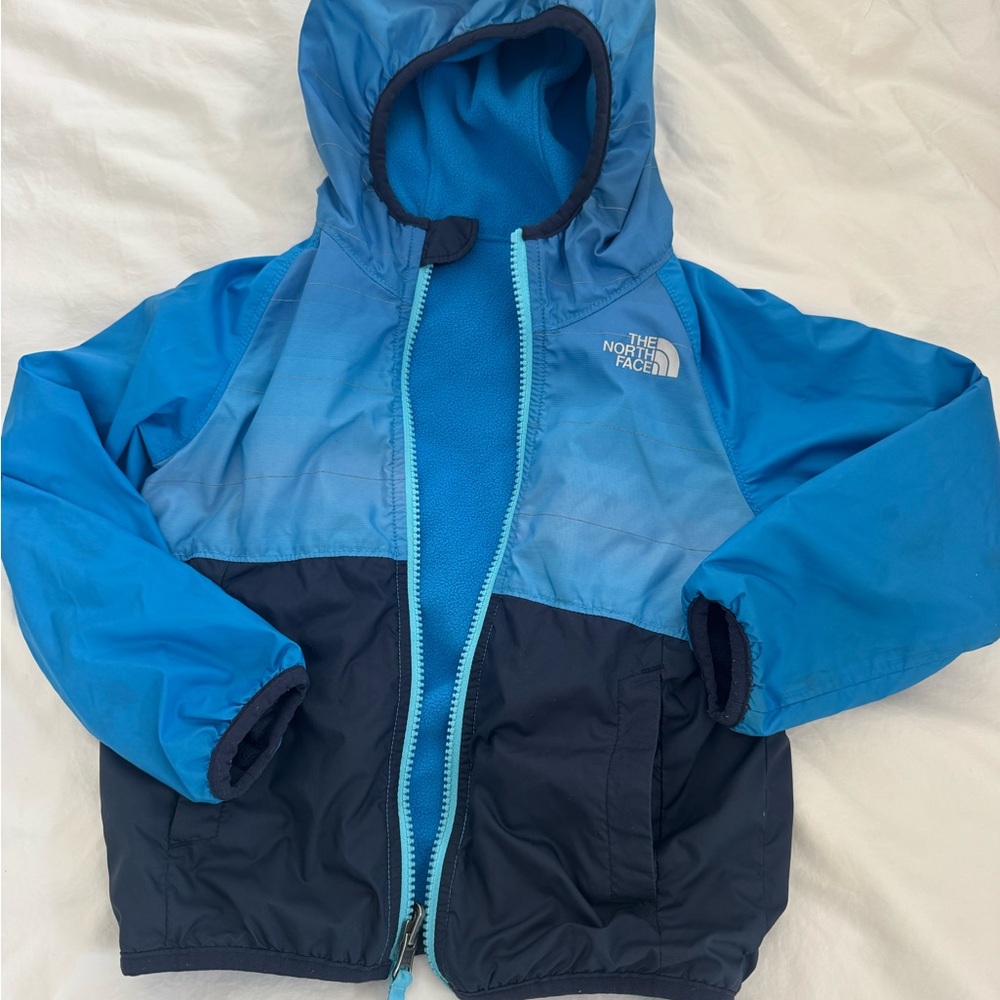 Reversible North Face Jacket (blue and navy) size 4